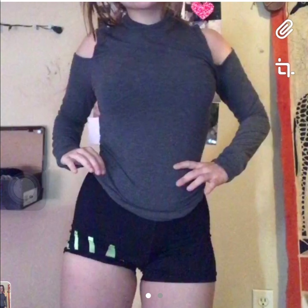 Dark grey top size medium